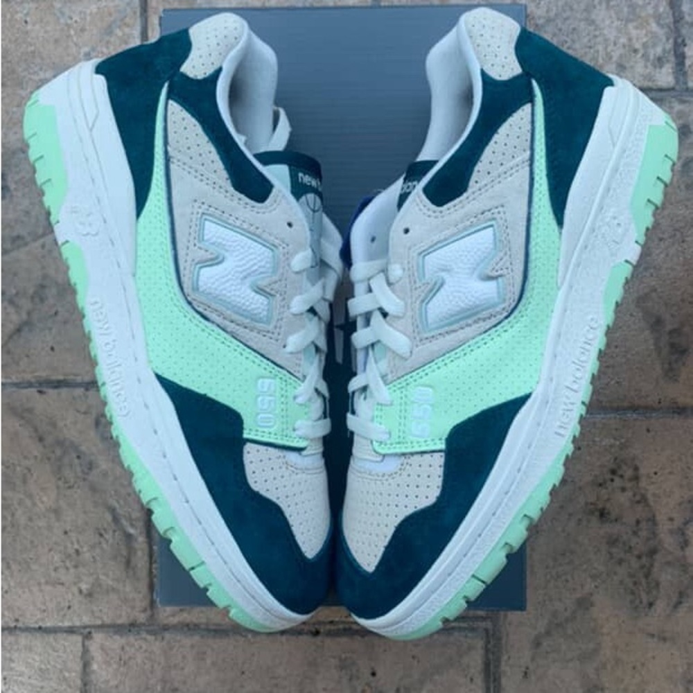 New Balance 550